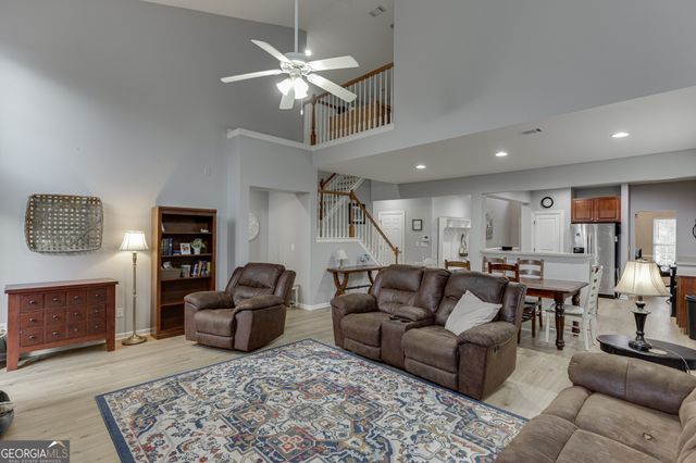 7804 Keepsake Lane, Flowery Branch, GA 30542