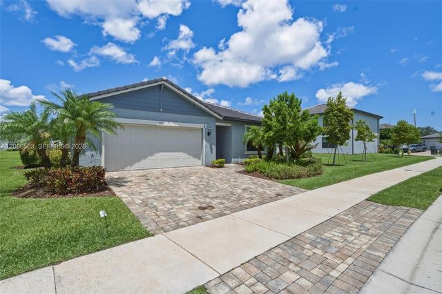3141 Poinciana St, Lauderdale Lakes, FL 33311