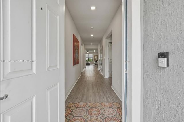 3141 Poinciana St, Lauderdale Lakes, FL 33311
