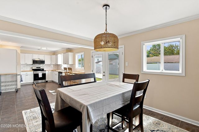 402 5th Street, Waretown, NJ 08758