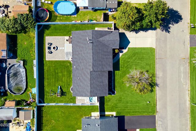 402 5th Street, Waretown, NJ 08758
