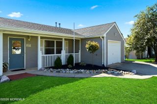 402 5th Street, Waretown, NJ 08758