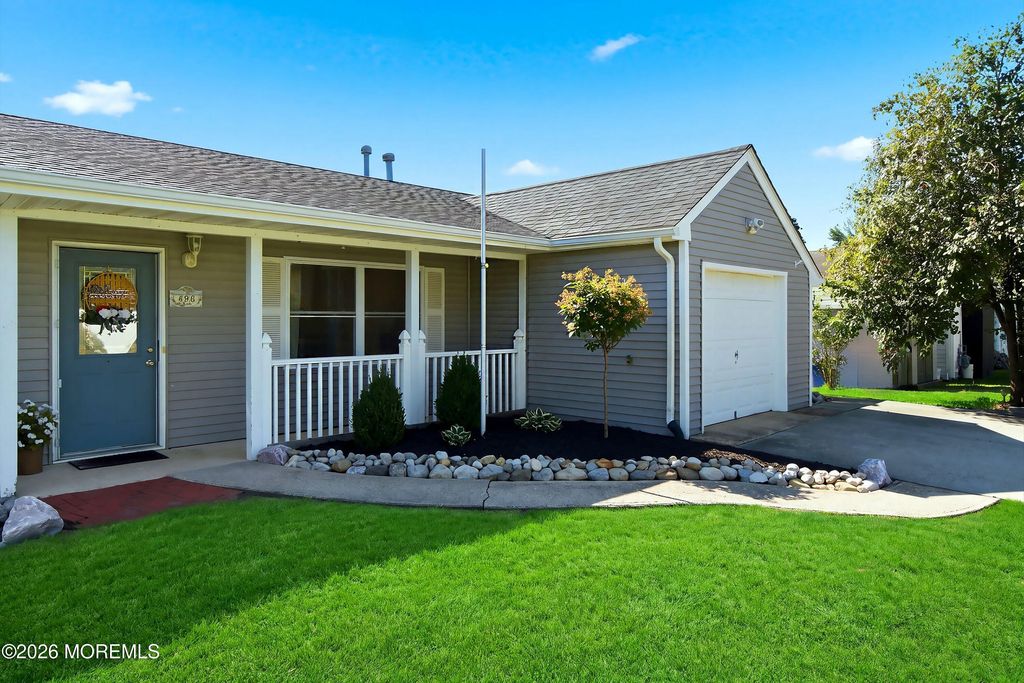 402 5th Street, Waretown, NJ 08758