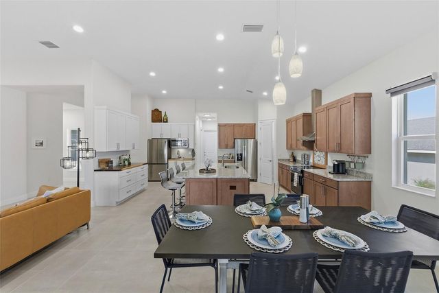 5090 GREENS DRIVE, Lady Lake, FL 32159