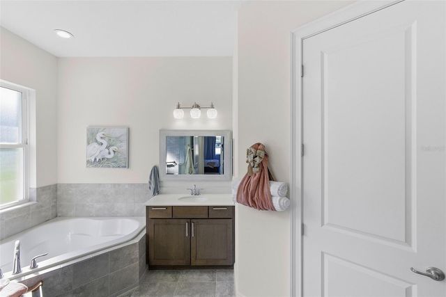 5090 GREENS DRIVE, Lady Lake, FL 32159