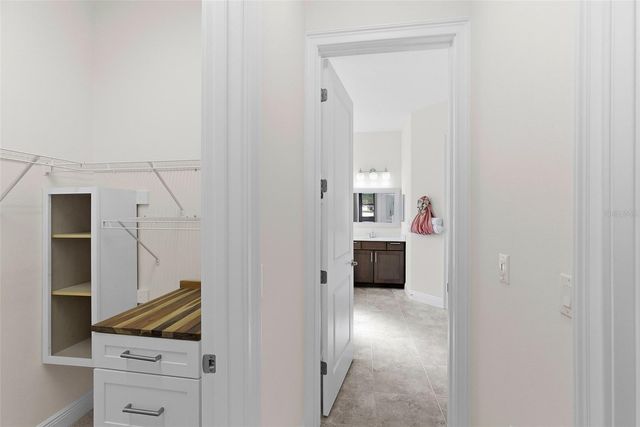 5090 GREENS DRIVE, Lady Lake, FL 32159