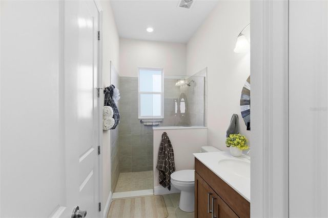 5090 GREENS DRIVE, Lady Lake, FL 32159