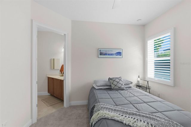 5090 GREENS DRIVE, Lady Lake, FL 32159