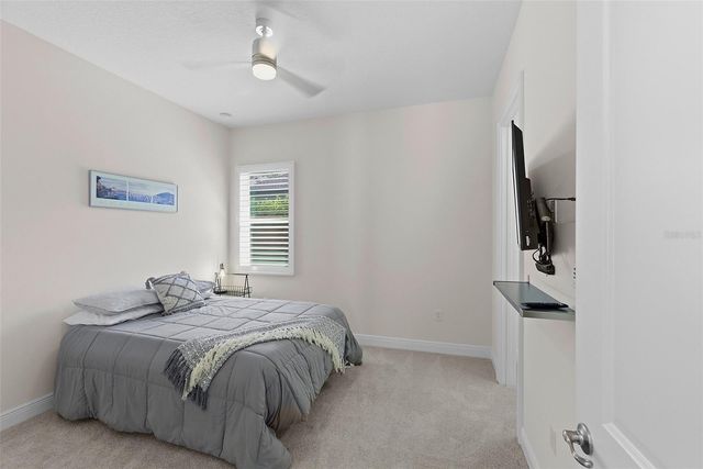 5090 GREENS DRIVE, Lady Lake, FL 32159