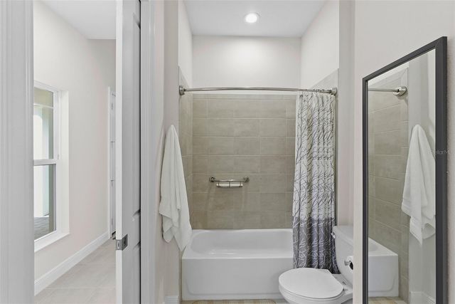 5090 GREENS DRIVE, Lady Lake, FL 32159