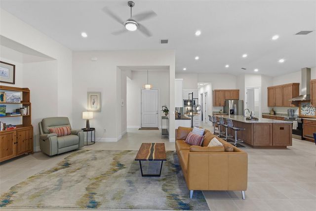 5090 GREENS DRIVE, Lady Lake, FL 32159