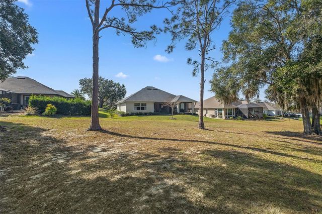 5090 GREENS DRIVE, Lady Lake, FL 32159