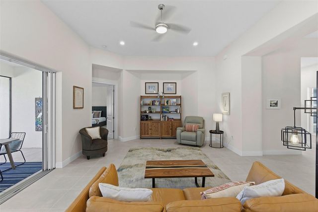 5090 GREENS DRIVE, Lady Lake, FL 32159