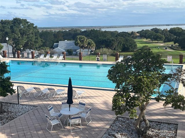 5090 GREENS DRIVE, Lady Lake, FL 32159