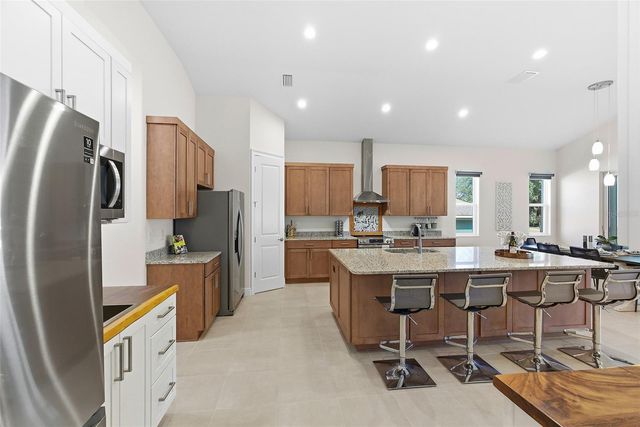 5090 GREENS DRIVE, Lady Lake, FL 32159