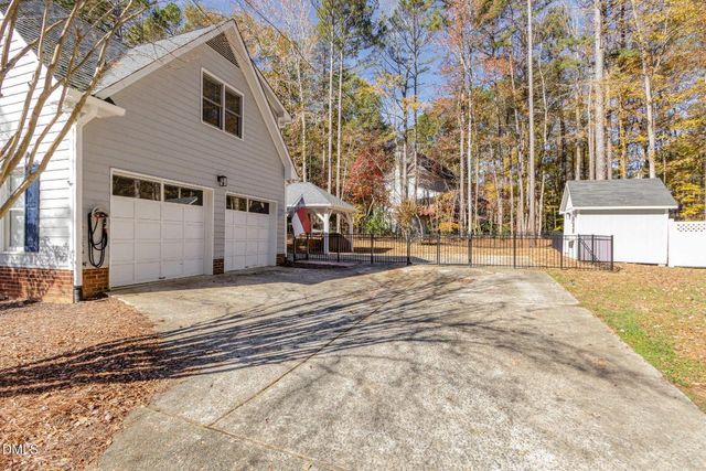 1610 E Hardscrabble Drive, Hillsborough, NC 27278