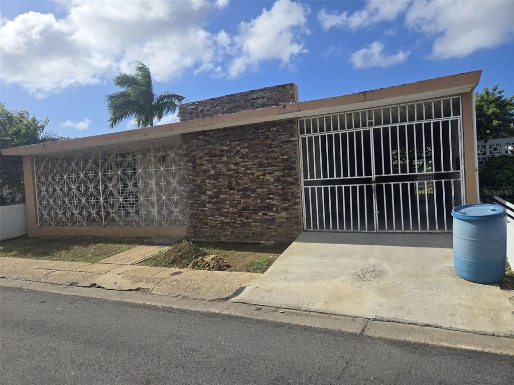 G9 VIA 15 URB. VILLA FONTANA, Carolina, PR 00983