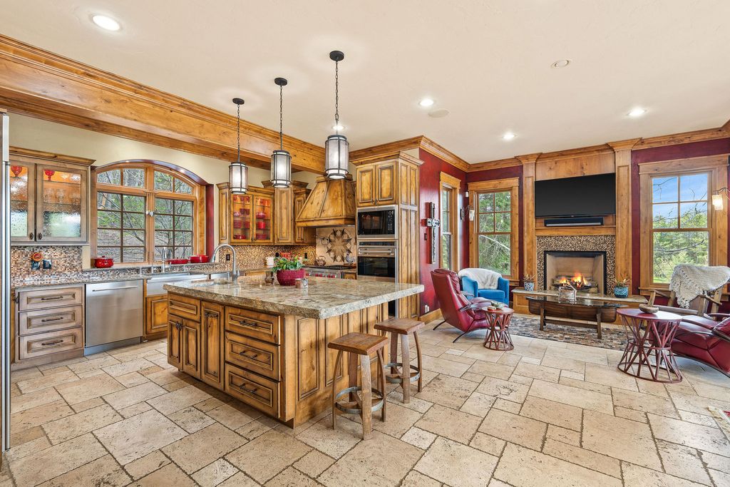 310 Rocky Woods Lane, Bigfork, MT 59911 photo 27