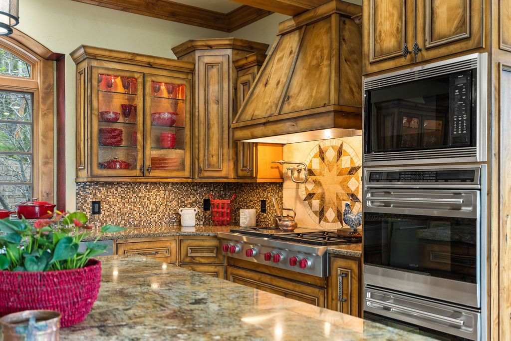 310 Rocky Woods Lane, Bigfork, MT 59911 photo 33