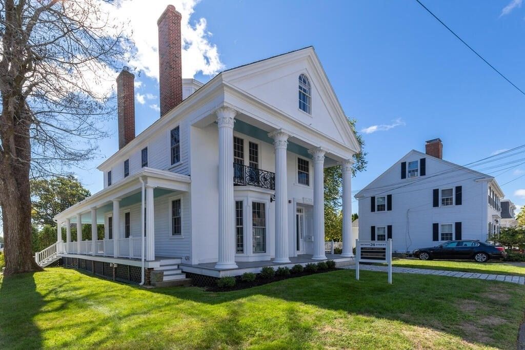24 Bridge St 204 & 205, Manchester, MA 01944