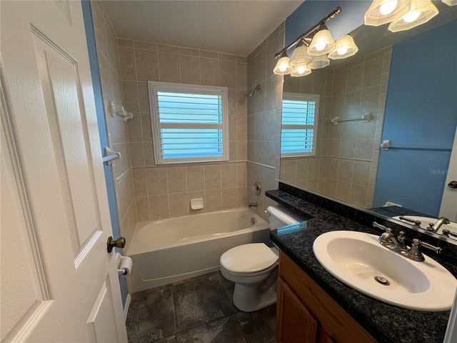 5009 STURBRIDGE COURT, Sarasota, FL 34238