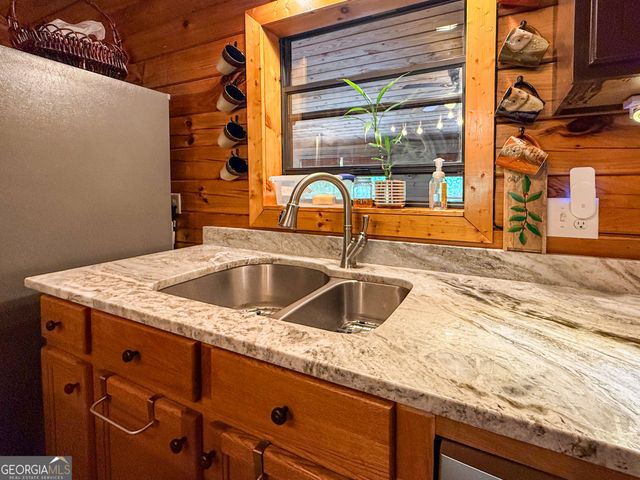 141 Cady Lane, Cleveland, GA 30528