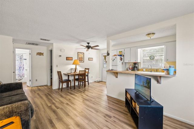 5931 13TH STREET, Zephyrhills, FL 33542