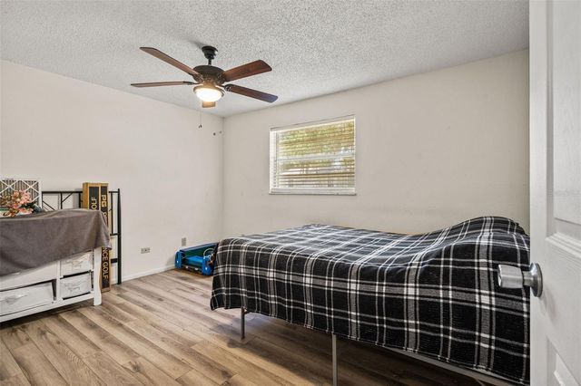 5931 13TH STREET, Zephyrhills, FL 33542