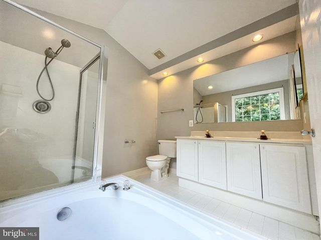 6252 WINDHAM HILL RUN, Alexandria, VA 22315