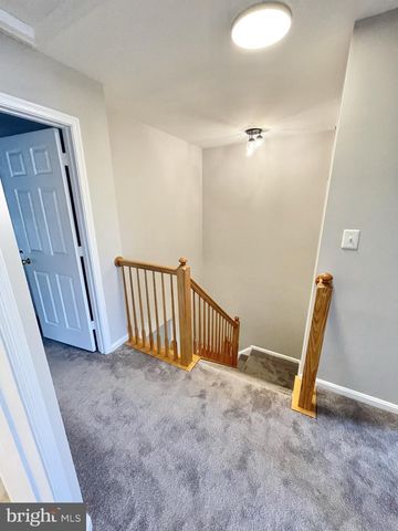 6252 WINDHAM HILL RUN, Alexandria, VA 22315