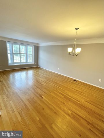 6252 WINDHAM HILL RUN, Alexandria, VA 22315