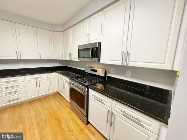 6252 WINDHAM HILL RUN, Alexandria, VA 22315