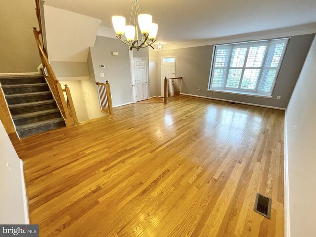 6252 WINDHAM HILL RUN, Alexandria, VA 22315