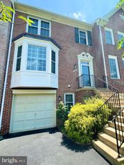 6252 WINDHAM HILL RUN, Alexandria, VA 22315