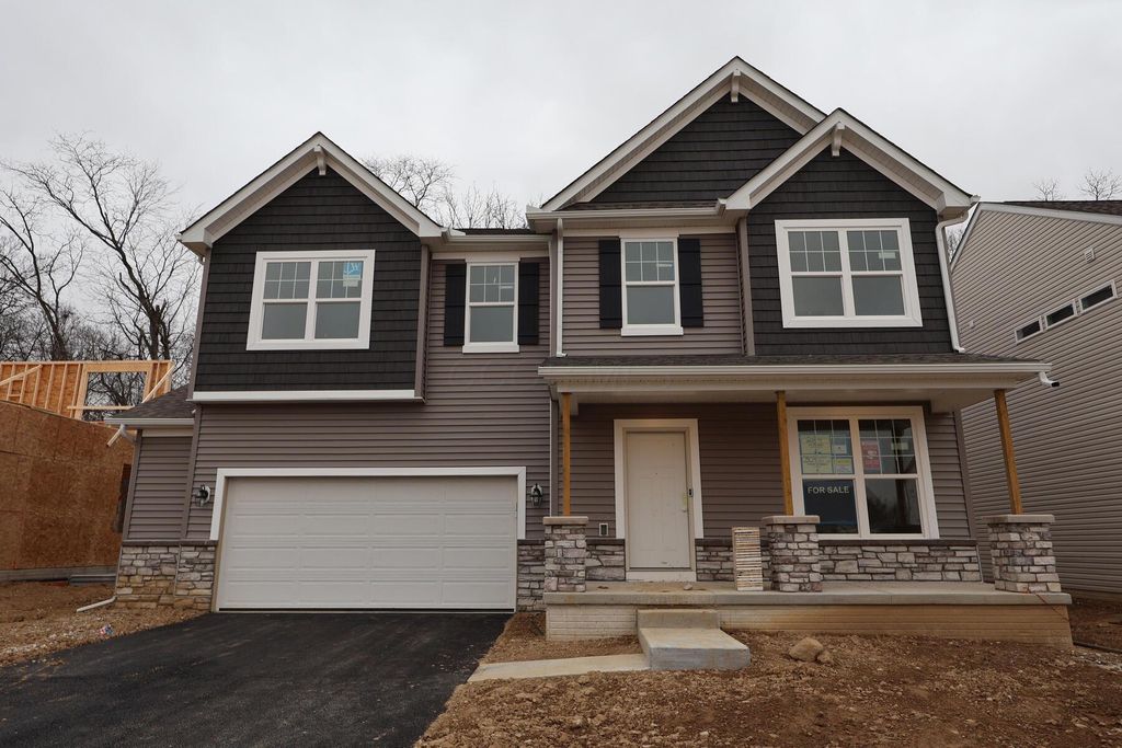 304 Cherry Hills Road, Commercial Point, OH 43116