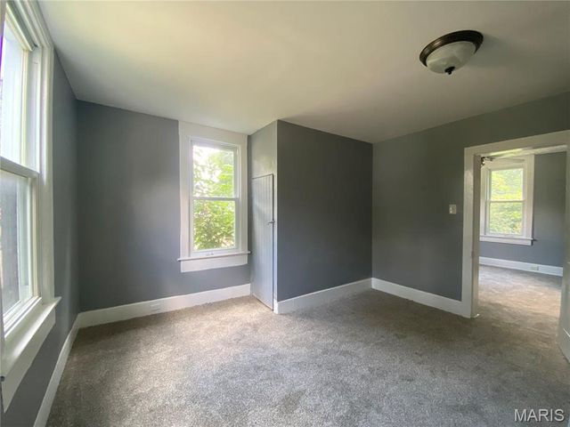 1024 La Salle Street, Belleville, IL 62221