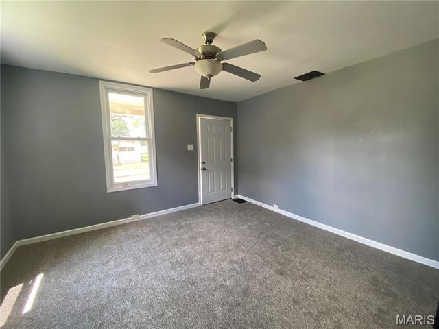 1024 La Salle Street, Belleville, IL 62221