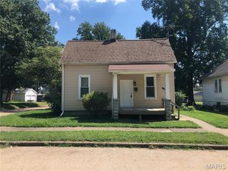 1024 La Salle Street, Belleville, IL 62221