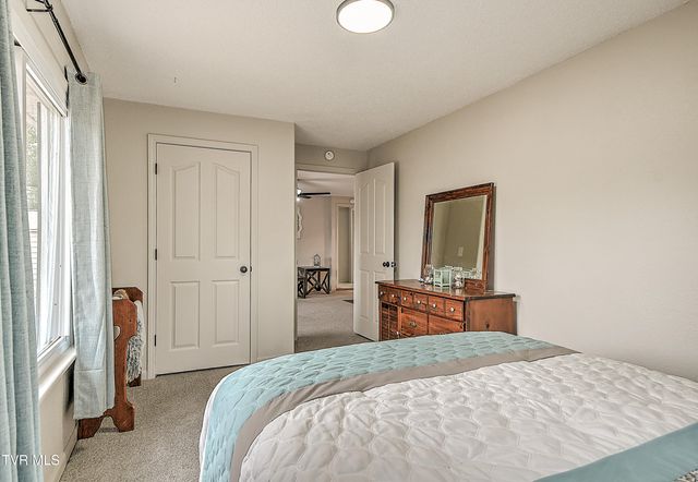 100 Grubb Lane, Bristol, TN 37620