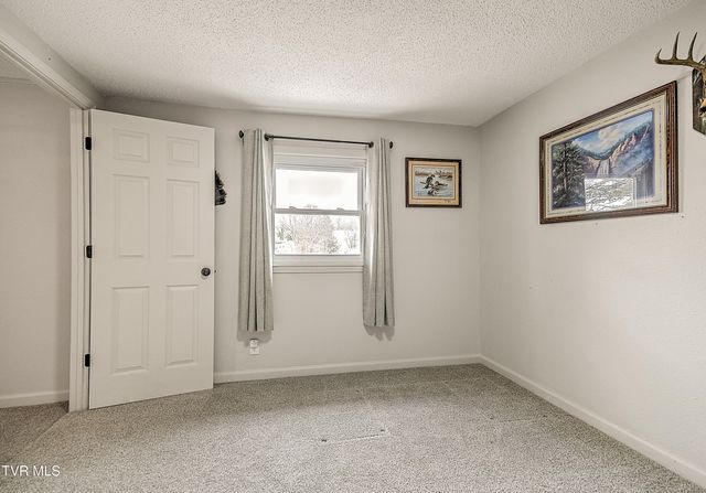 100 Grubb Lane, Bristol, TN 37620