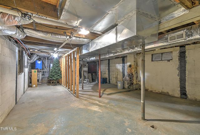 100 Grubb Lane, Bristol, TN 37620