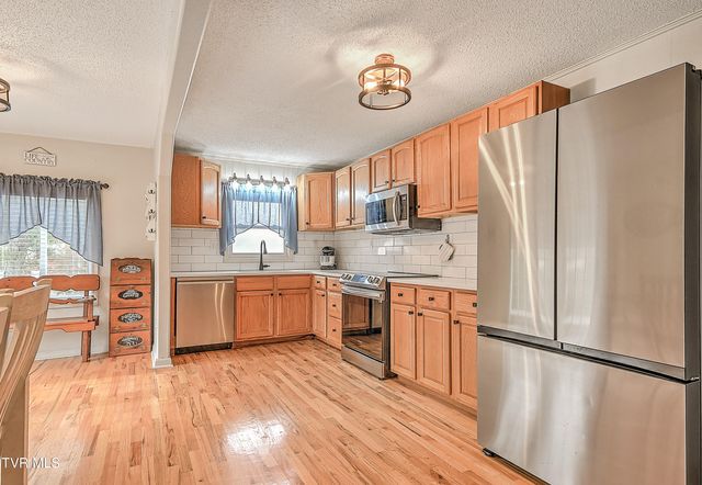 100 Grubb Lane, Bristol, TN 37620