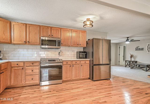 100 Grubb Lane, Bristol, TN 37620