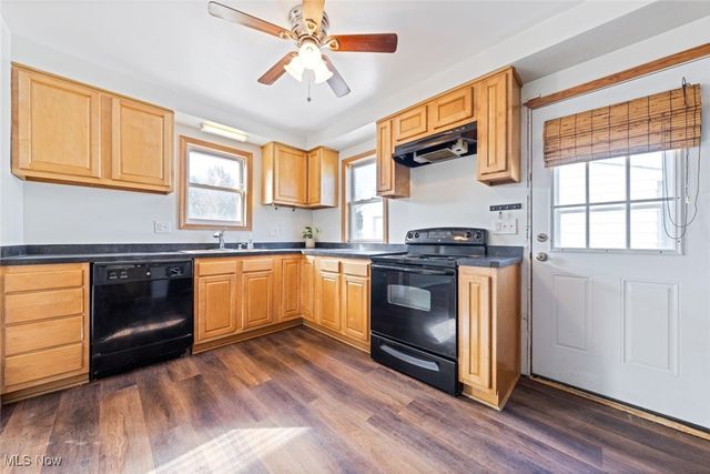 712 E 266 Street, Euclid, OH 44132