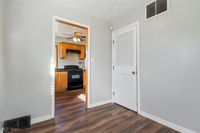 712 E 266 Street, Euclid, OH 44132