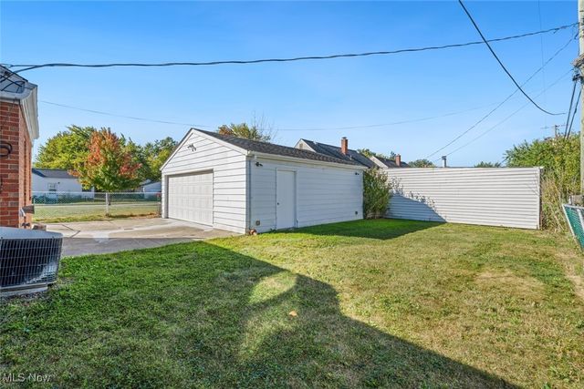 712 E 266 Street, Euclid, OH 44132