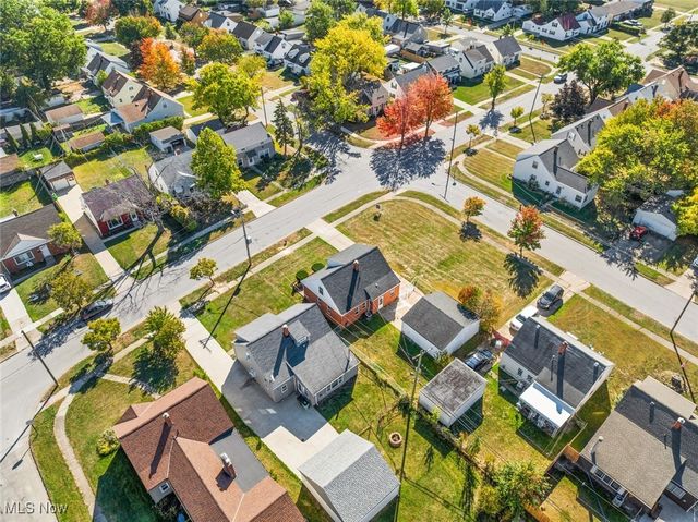 712 E 266 Street, Euclid, OH 44132