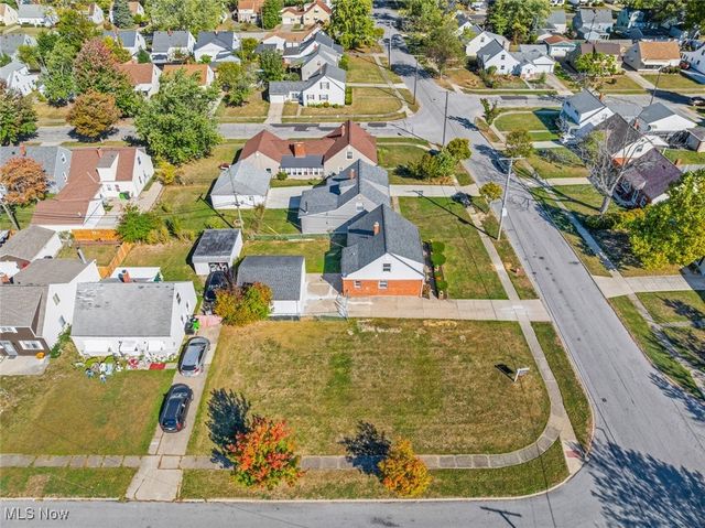 712 E 266 Street, Euclid, OH 44132