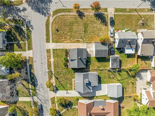 712 E 266 Street, Euclid, OH 44132