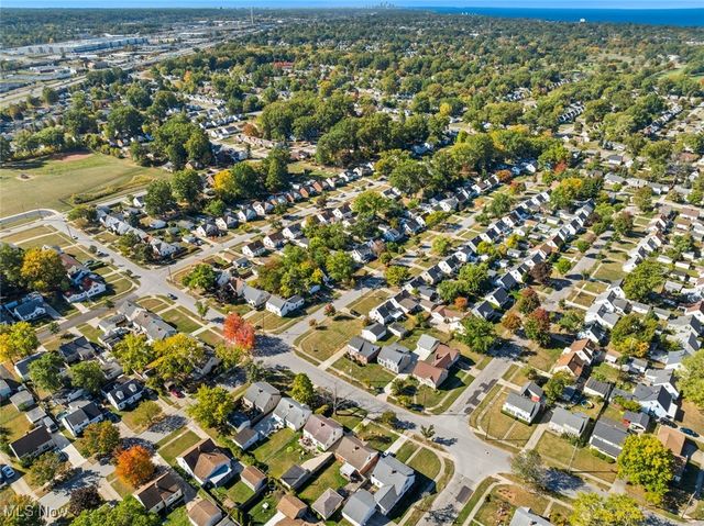 712 E 266 Street, Euclid, OH 44132